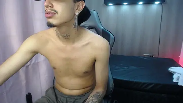 Tayson_Hot Live XXX Chat