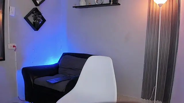XXX chat uživo modela Noah_mill