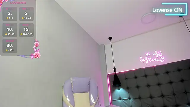 scarletcherry18のライブXXXチャット