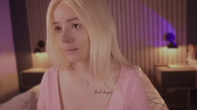 bella_adams_'s Live XXX Chat