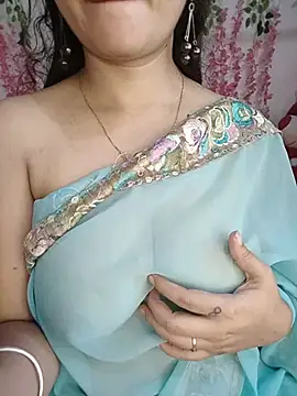 Chat +18 de Paridhi_0 ao vivo