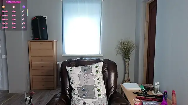 XXX chat uživo modela daddy_s-boy