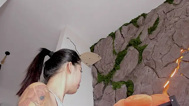 Maakimo - CREAMY WILD CUMSHOW