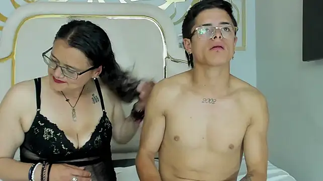Czat XXX na żywo – midnightlust_vc