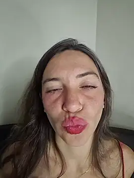 Loveuu-bae - naked & spread ass <3