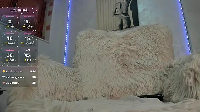 EmberLuna_ Chat XXX in diretta