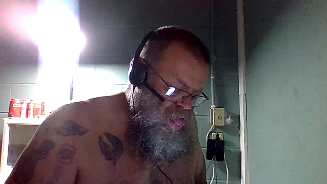 justm68 élő XXX-chatje
