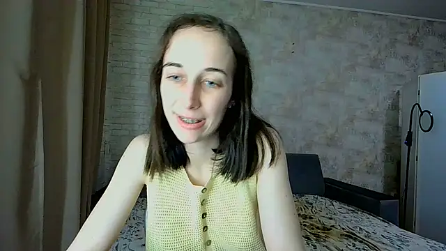 Anika_bloom