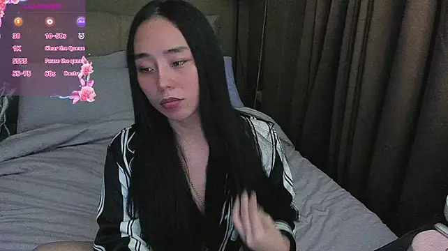 MissAyaCollins- Live XXX Chat