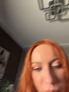 LunaAlya Chat XXX in diretta