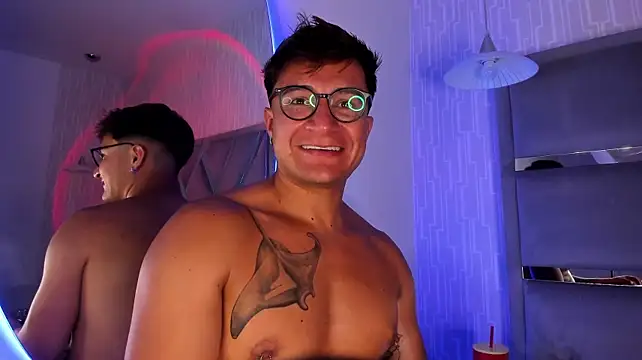 Chat XXX ao vivo de Hassbyd