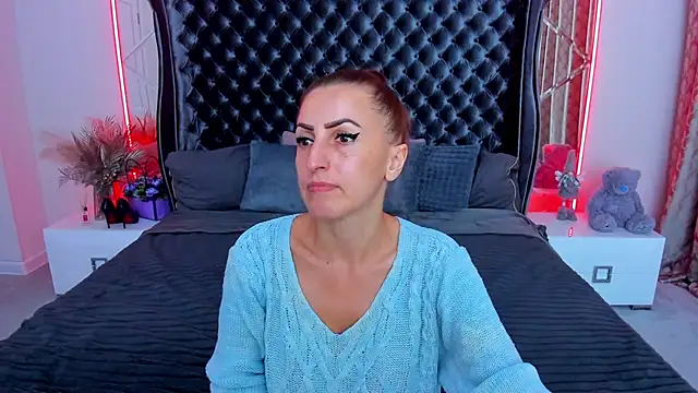 Rebecca_Diamond – Naživo XXX chat
