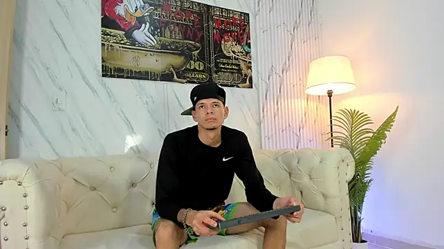 Chat +18 de BIG_AVENGERS ao vivo