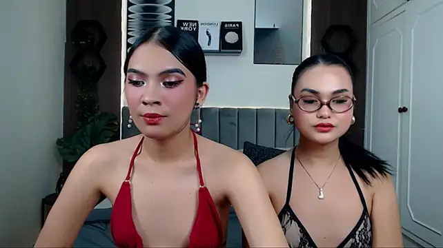צ'אט XXX בשידור חי של hotluna4u