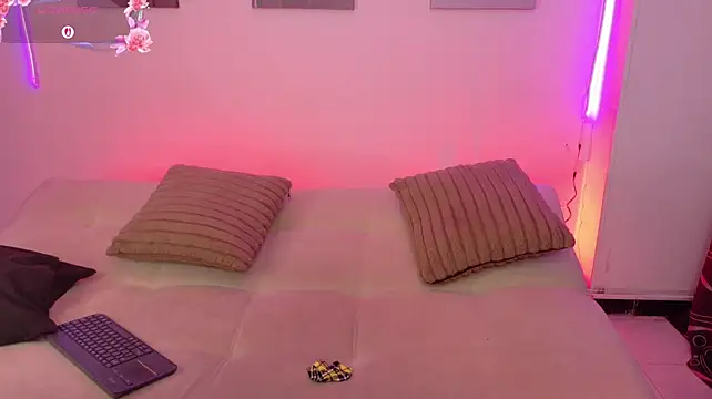 XXX chat uživo modela karolay_perez