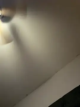 Chat +18 de CUM4SACRED357 ao vivo