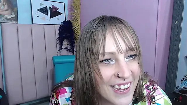 Chat +18 de candywalthon707rs ao vivo