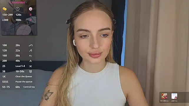 XXX chat uživo modela A_delina