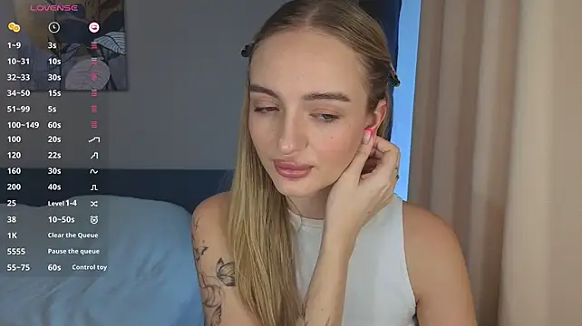 A_delina - oil ass🍑