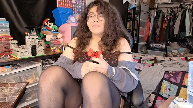צ'אט XXX בשידור חי של ShinyCherub