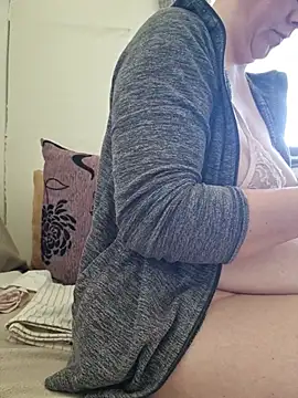 Goodass7 Live XXX-Chat