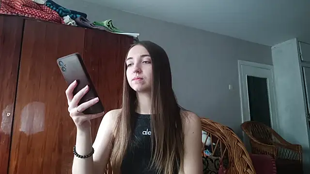 WynonaFarhat - Blow 3 kisses