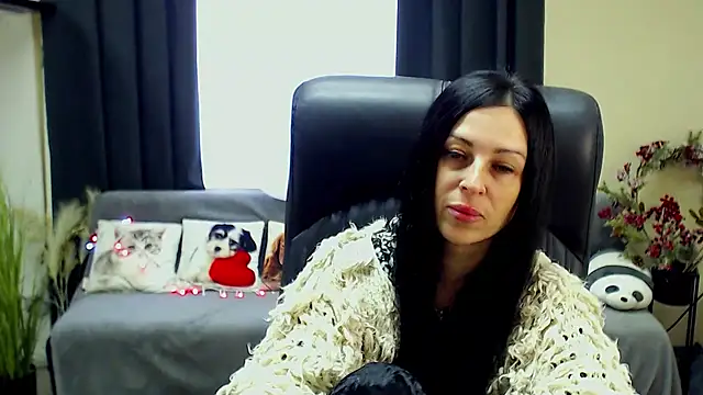 Онлайн чат XXX SweetLouise_