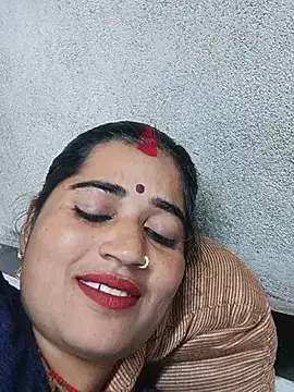 Hot_kamla