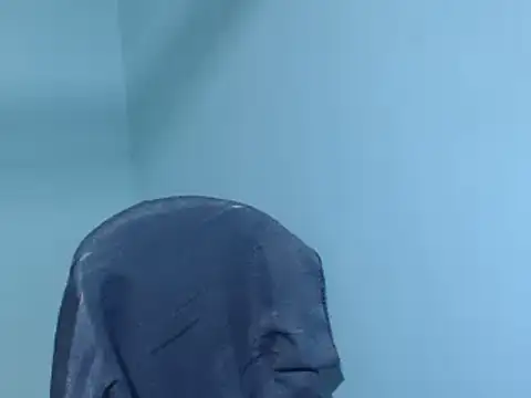 Chat +18 de HaaniR ao vivo