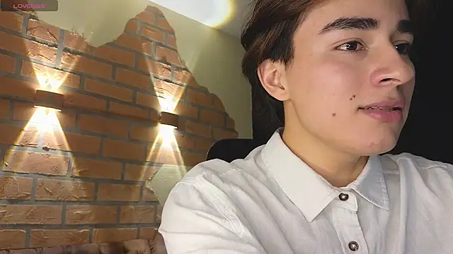 Connorr_01 Chat XXX in diretta