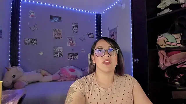 Chatroom XXX en direct de julibella_sweet