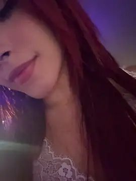 Chat +18 de Its_Kathh ao vivo