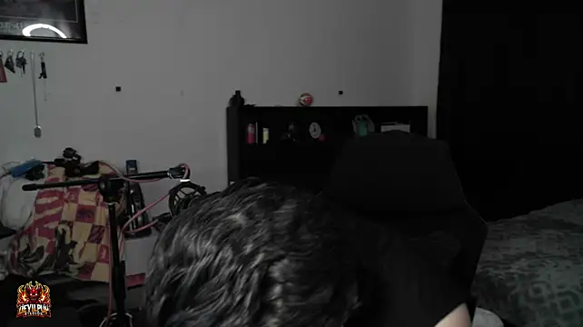 Chat XXX ao vivo de DevilPup75_
