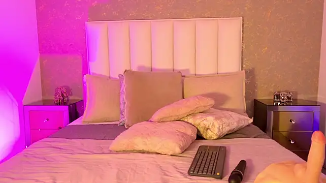 Chatroom XXX en direct de AmyRider_