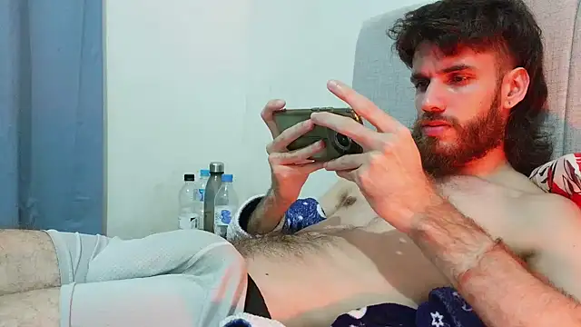 PygmaBoy's Live XXX Chat