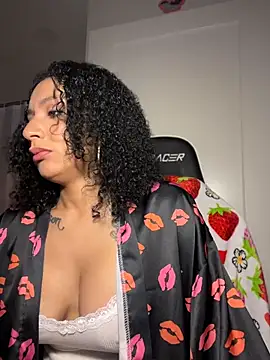 FerrariFrench live XXX chat