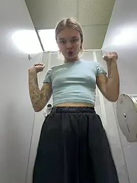 -MiaKitty - Pants lower + show ass in panties / WC