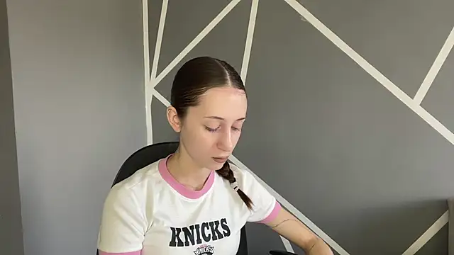 MarvisBrihm Chat XXX live