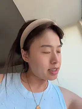 saozi666 网络视讯表演