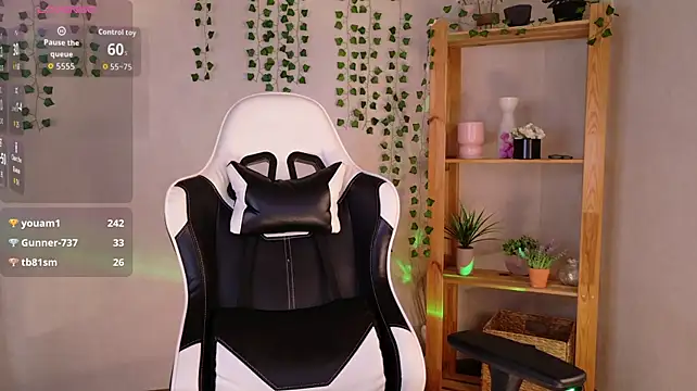 AngelicAllure - MAASAGE BOOBS CLOSE TO CAM