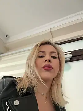 IveySin Chat XXX live