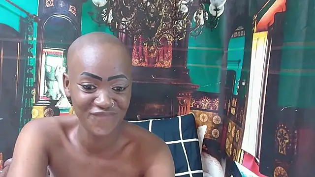 צ'אט XXX בשידור חי של EbonyOlive69