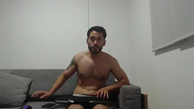 XXX chat uživo modela fernandofit_