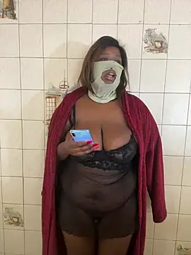 MaskedBootyLicious28 - KEEP MY PUSSY WET DADDYxx