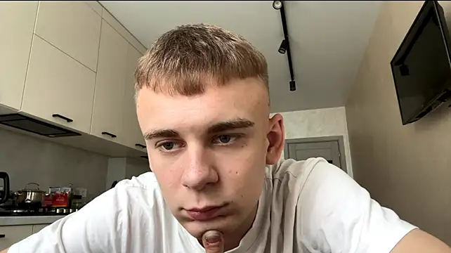 SoloFury Live XXX-Chat