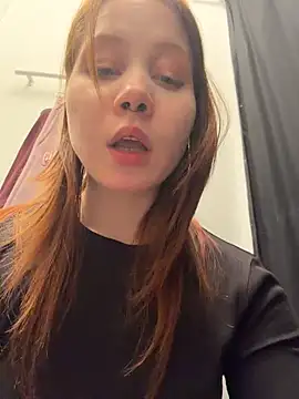 SlavicCandy - flash my boobs in food court 😮😮😮😮
