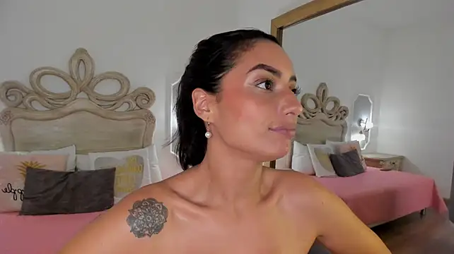 Hade_miller - oil in my boobs