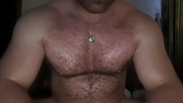 CloudyMuscle28 Adlı Modelin Canlı XXX Sohbeti