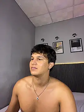 Leo_Savage_ Live XXX Chat
