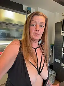 MumGabriela - Dildo Fick 5min